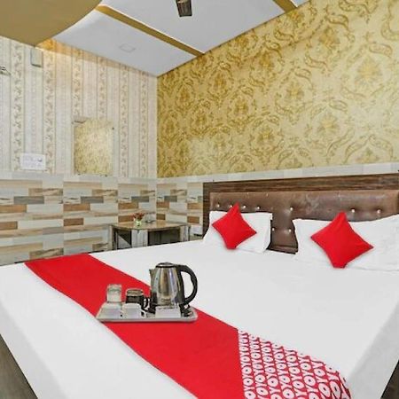 Hotel Sun Shine Inn Лакнау Екстериор снимка