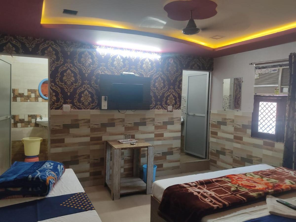 Hotel Sun Shine Inn Лакнау Екстериор снимка
